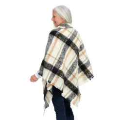 Plaid TriangleScarf -Grace Jewelry Shop 760 612 00 detail